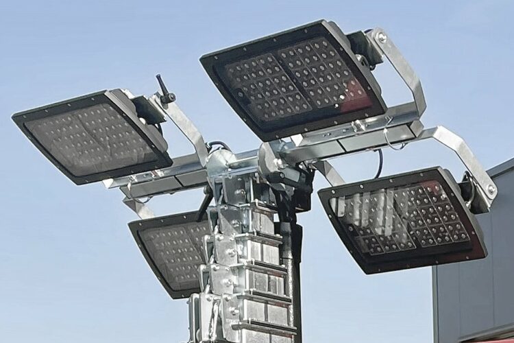 Hight Power LED-Lichtkreuz für Flutlichtaggregat LIMA Lichtmastanhänger